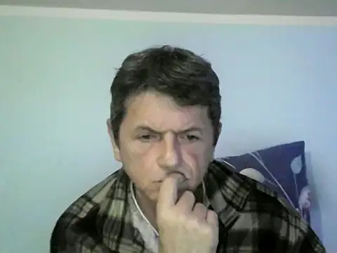 Snapshot of czarek888 chatting on October 2025 07:00:02 PM czarek888 online show from October 2025 07:00:02 PM