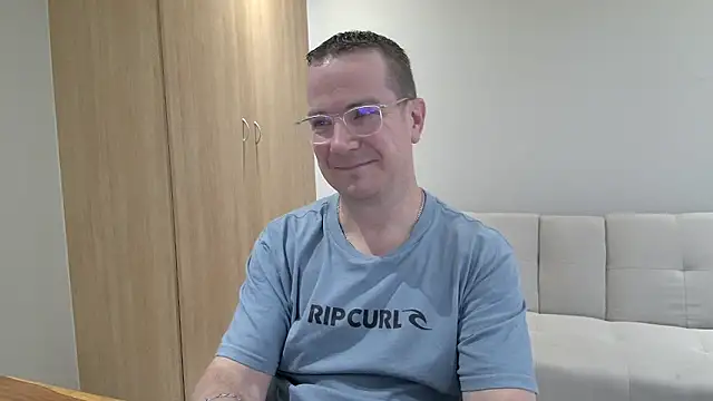 BrettJ81 online show from March 2026 03:19:02 PM