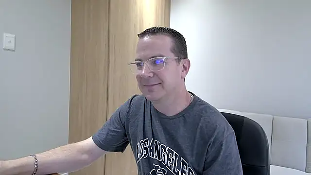 BrettJ81 online show from December 2024 02:49:02 PM