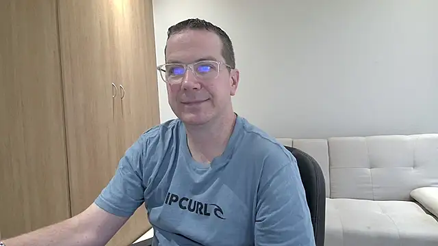 BrettJ81 online show from November 2025 02:50:01 PM