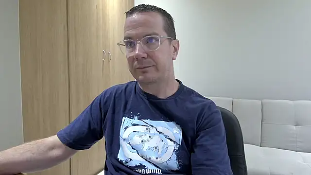 BrettJ81 online show from April 2026 10:30:01 AM