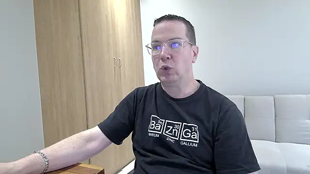 BrettJ81 online show from November 2025 12:54:01 PM