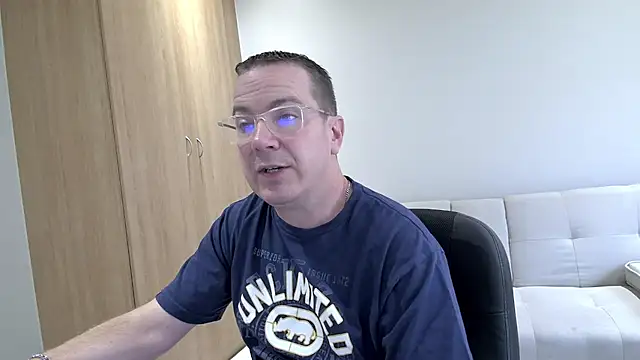 BrettJ81 online show from December 2024 02:37:02 PM