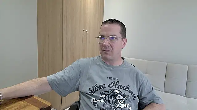 BrettJ81 online show from December 2024 11:57:02 AM