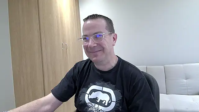 BrettJ81 online show from October 2025 03:02:01 PM