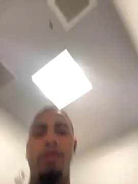 Diosn111 online show from December 2025 01:04:02 PM