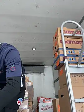 Diosn111 online show from December 2025 02:08:02 PM