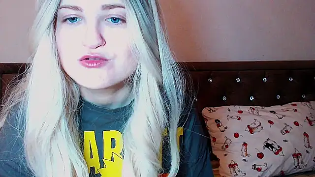 Snapshot of Sara4uu chatting on October 2025 11:35:02 PM Sara4uu online show from October 2025 11:35:02 PM