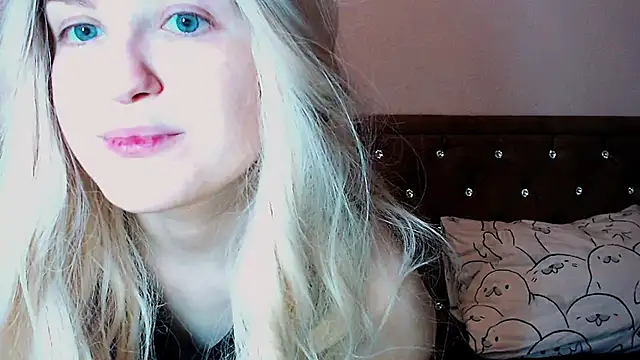 Sara4uu online show from November 2025 12:36:01 AM