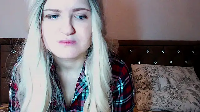 Sara4uu online show from January 2026 11:08:01 PM
