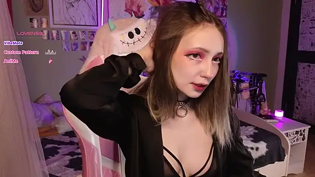 Evie Ro online show from March 2026 10:42:01 PM