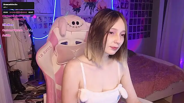 Evie Ro online show from October 2025 08:54:02 PM