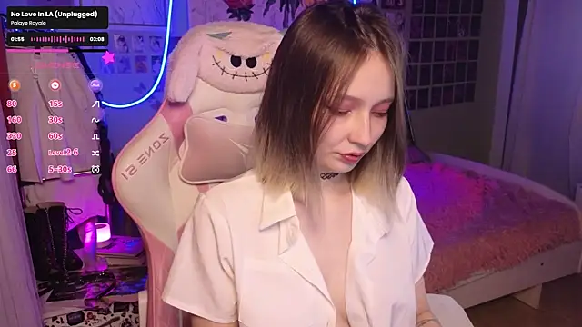 Evie Ro online show from October 2025 12:36:01 AM