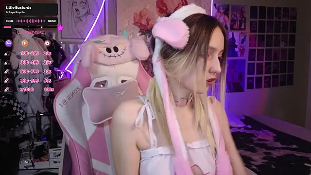 Evie Ro online show from March 2025 11:03:02 PM
