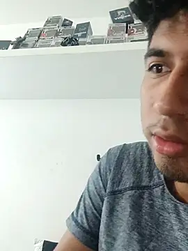 Snapshot of Mangopitudo chatting on September 2025 06:03:01 PM Mangopitudo online show from September 2025 06:03:01 PM