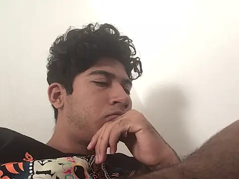 Snapshot of Mangopitudo chatting on December 2024 06:27:01 PM Mangopitudo online show from December 2024 06:27:01 PM