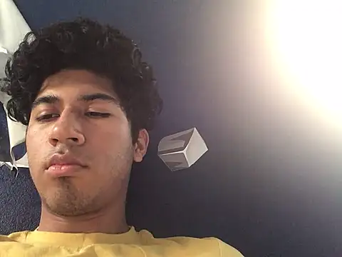 Snapshot of Mangopitudo chatting on January 2025 10:35:02 PM Mangopitudo online show from January 2025 10:35:02 PM