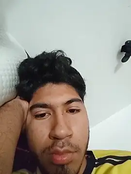 Snapshot of Mangopitudo chatting on October 2025 06:10:02 PM Mangopitudo online show from October 2025 06:10:02 PM