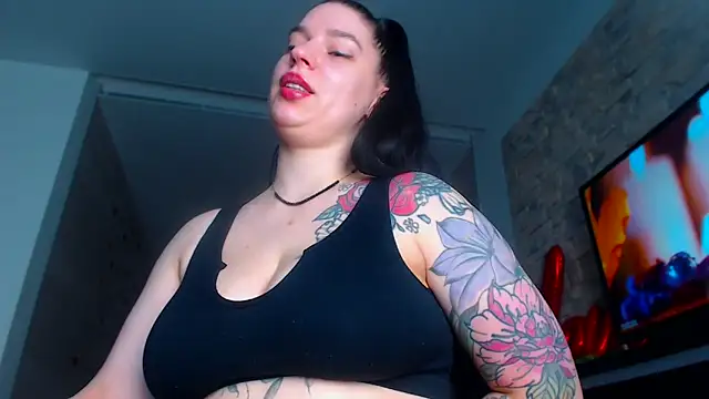 Snapshot of Laya_Moon chatting on November 2025 06:06:01 AM Laya Moon online show from November 2025 06:06:01 AM