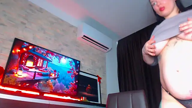 Snapshot of Laya_Moon chatting on October 2025 08:46:03 AM Laya Moon online show from October 2025 08:46:03 AM