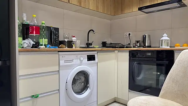 mommy nadin online show from February 2026 03:19:01 PM