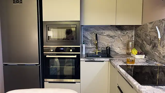 Snapshot of mommy_nadin chatting on September 2025 04:35:02 PM mommy nadin online show from September 2025 04:35:02 PM