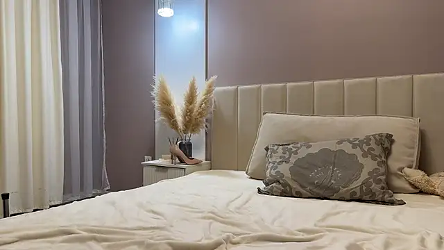 Snapshot of mommy_nadin chatting on October 2025 05:14:02 PM mommy nadin online show from October 2025 05:14:02 PM