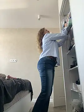 mommy nadin online show from April 2026 08:27:01 AM