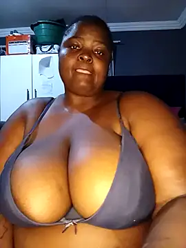 DarkBbw201 online show from December 2025 08:31:02 PM