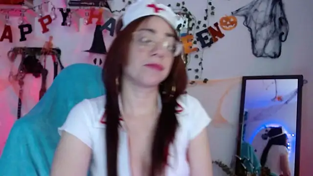 Snapshot of Eve_Blue77 chatting on October 2025 12:44:02 AM Eve Blue77 online show from October 2025 12:44:02 AM