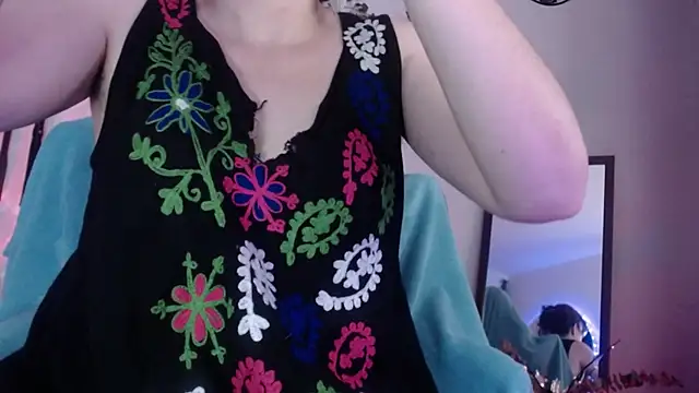 Snapshot of Eve_Blue77 chatting on September 2025 01:34:01 AM Eve Blue77 online show from September 2025 01:34:01 AM