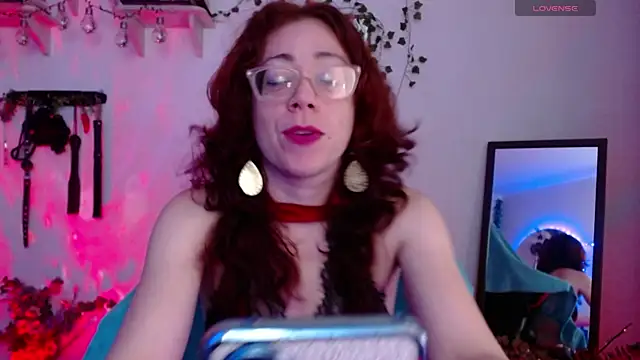 Snapshot of Eve_Blue77 chatting on November 2025 01:31:02 AM Eve Blue77 online show from November 2025 01:31:02 AM