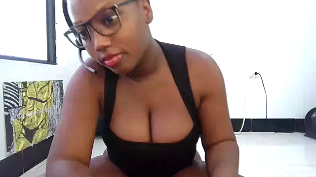 Snapshot of Ashaichious chatting on September 2025 04:51:02 PM Ashaichious online show from September 2025 04:51:02 PM