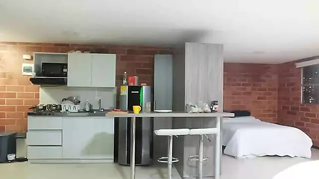 warrenkener online show from March 2026 01:42:01 AM