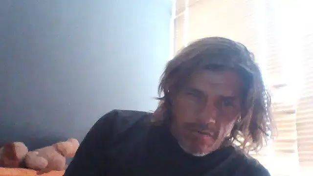 Snapshot of kvr27 chatting on May 2026 08:54:02 PM kvr27 online show from May 2026 08:54:02 PM
