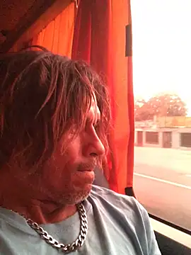 kvr27 online show from February 2026 12:05:02 PM