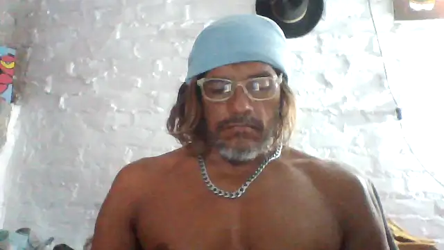 Snapshot of kvr27 chatting on May 2026 10:52:01 PM kvr27 online show from May 2026 10:52:01 PM