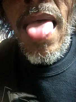 kvr27 online show from October 2025 01:06:02 AM