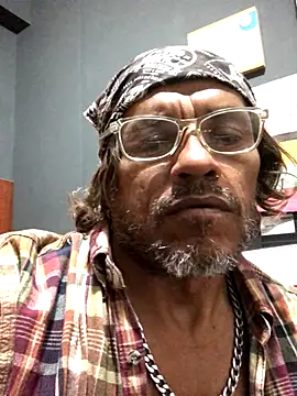 kvr27 online show from November 2025 12:42:02 AM