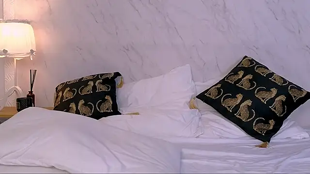 LOLALEWIS online show from March 2026 01:05:02 AM