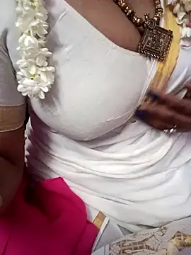 Snapshot of Tamil_Rathi chatting on March 2025 05:31:01 PM Tamil Rathi online show from March 2025 05:31:01 PM