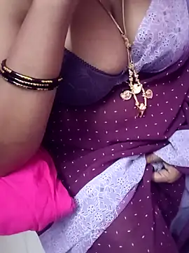 Snapshot of Tamil_Rathi chatting on March 2025 10:44:01 PM Tamil Rathi online show from March 2025 10:44:01 PM