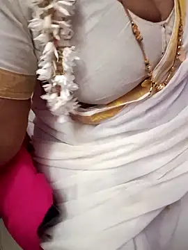 Snapshot of Tamil_Rathi chatting on February 2025 07:56:02 PM Tamil Rathi online show from February 2025 07:56:02 PM