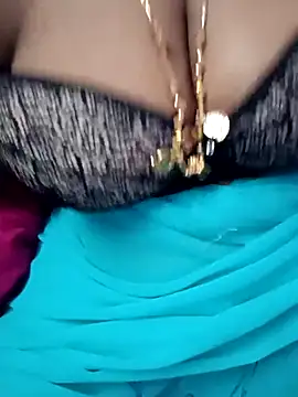 Snapshot of Tamil_Rathi chatting on March 2025 01:49:01 PM Tamil Rathi online show from March 2025 01:49:01 PM