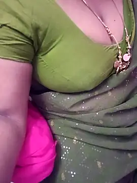 Snapshot of Tamil_Rathi chatting on March 2025 06:06:02 AM Tamil Rathi online show from March 2025 06:06:02 AM