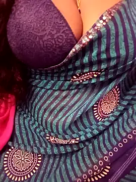 Snapshot of Tamil_Rathi chatting on March 2025 07:04:01 PM Tamil Rathi online show from March 2025 07:04:01 PM