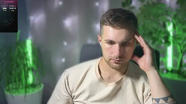 Sweeet  boy online show from March 2025 09:24:02 PM