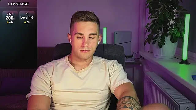 Sweeet  boy online show from September 2025 01:43:01 PM