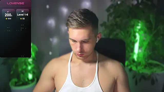 Sweeet  boy online show from March 2025 06:56:02 PM