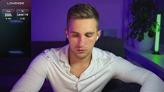 Sweeet  boy online show from September 2025 04:07:02 PM